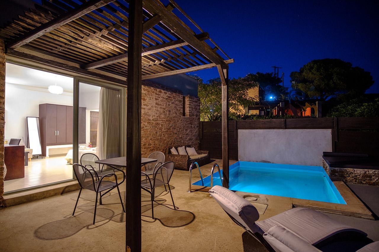 Gerakari Suites Agia Pelagia  ภายนอก รูปภาพ