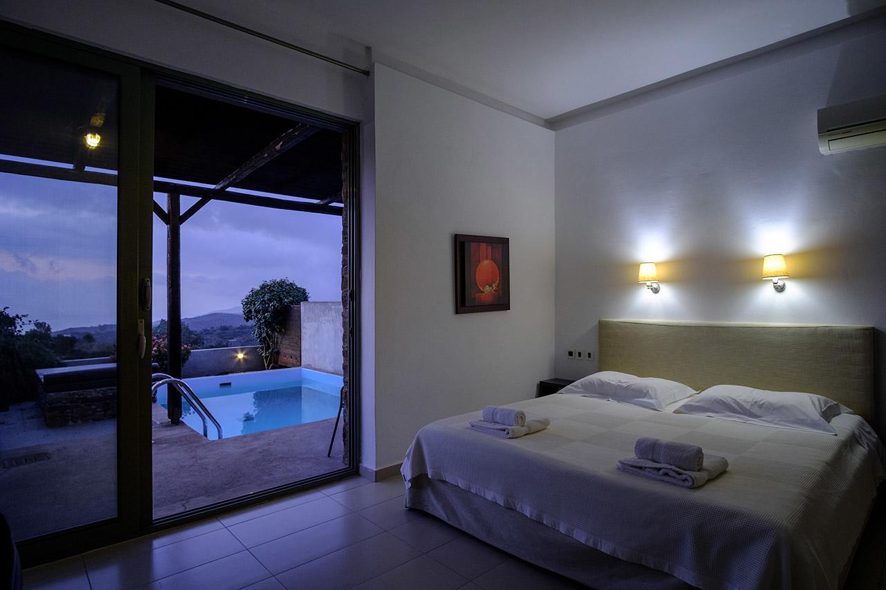 Gerakari Suites Agia Pelagia  ภายนอก รูปภาพ